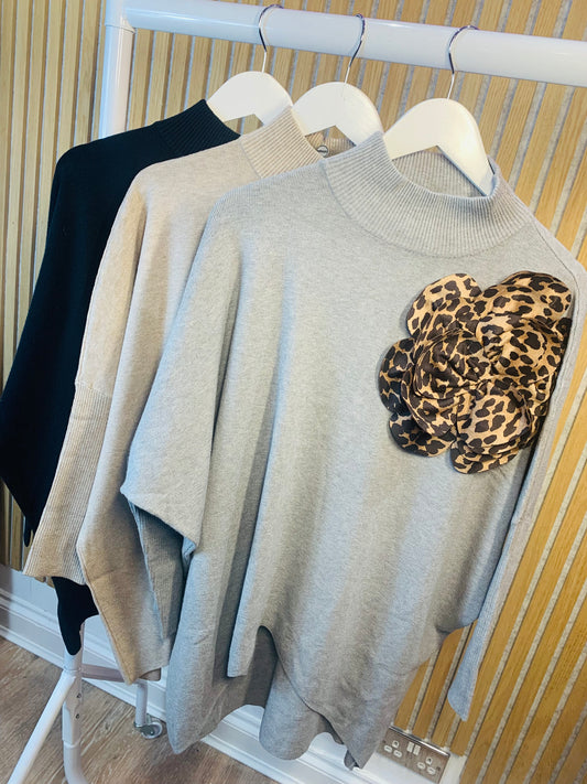 Hi-Lo Leopard Flower knit