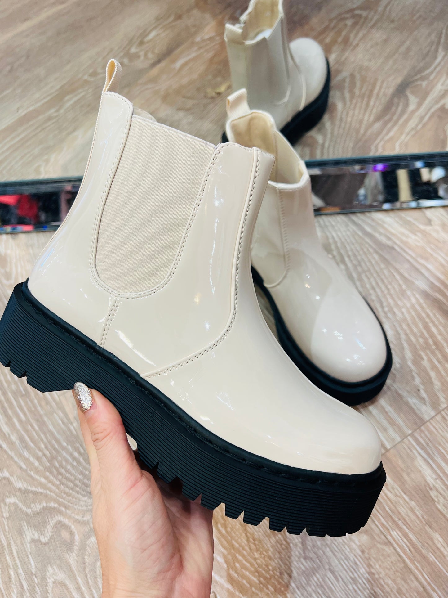 Cream Windsor Boots