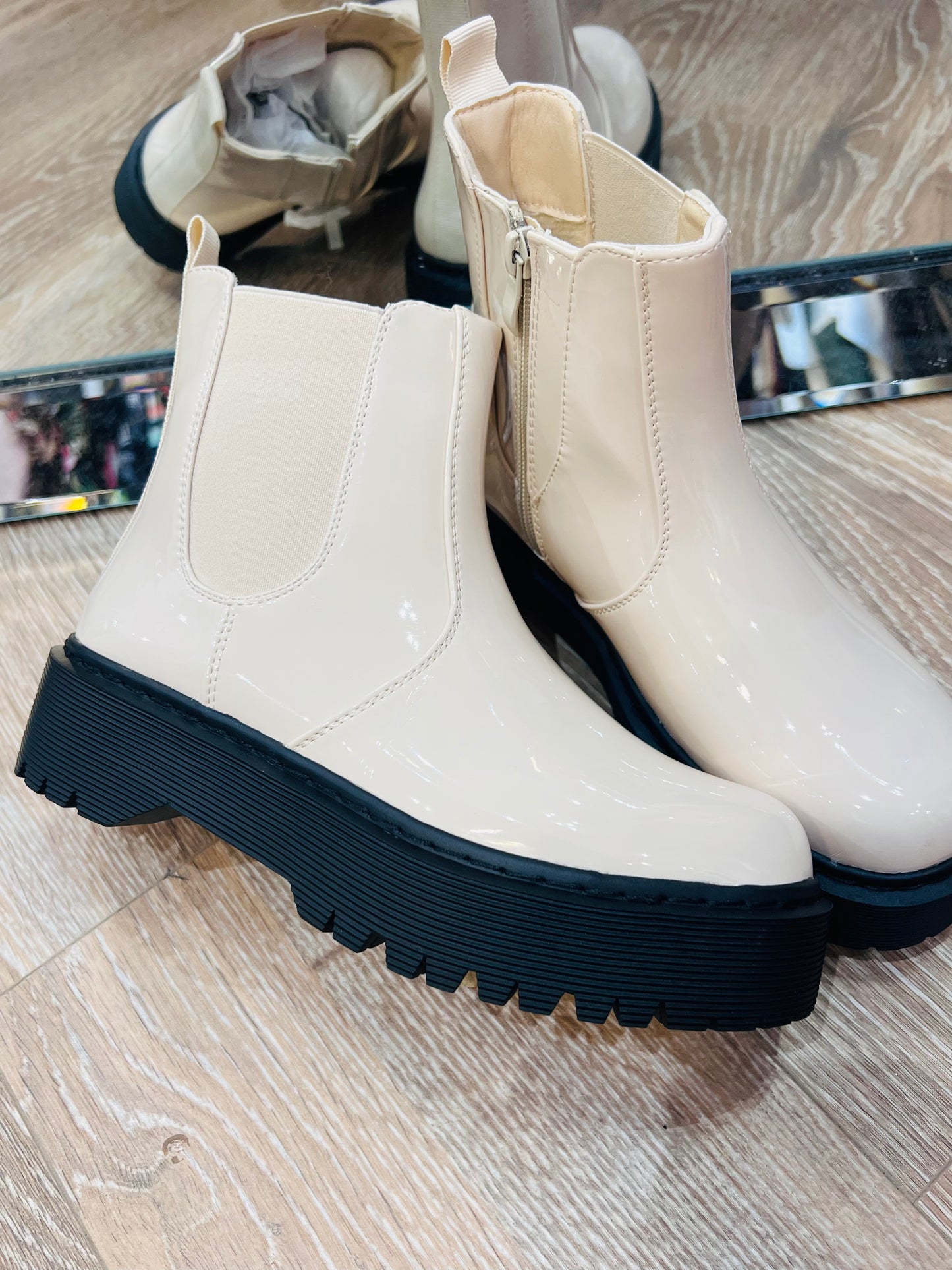 Cream Windsor Boots